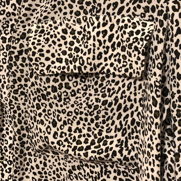 a.n.a. Black & White Cheetah Print Blouse - Picture 3 of 9